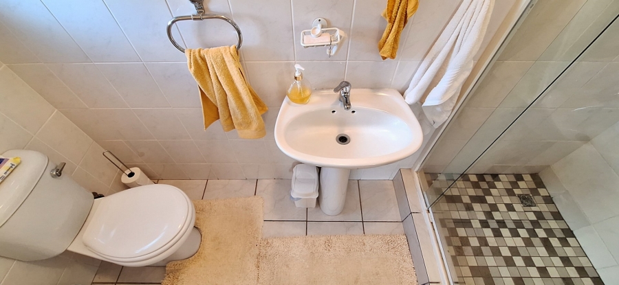 3 Bedroom Property for Sale in Albertinia Western Cape